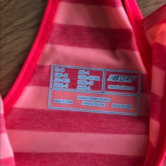 New Balance Tank - Medium - Picture 2 of 3